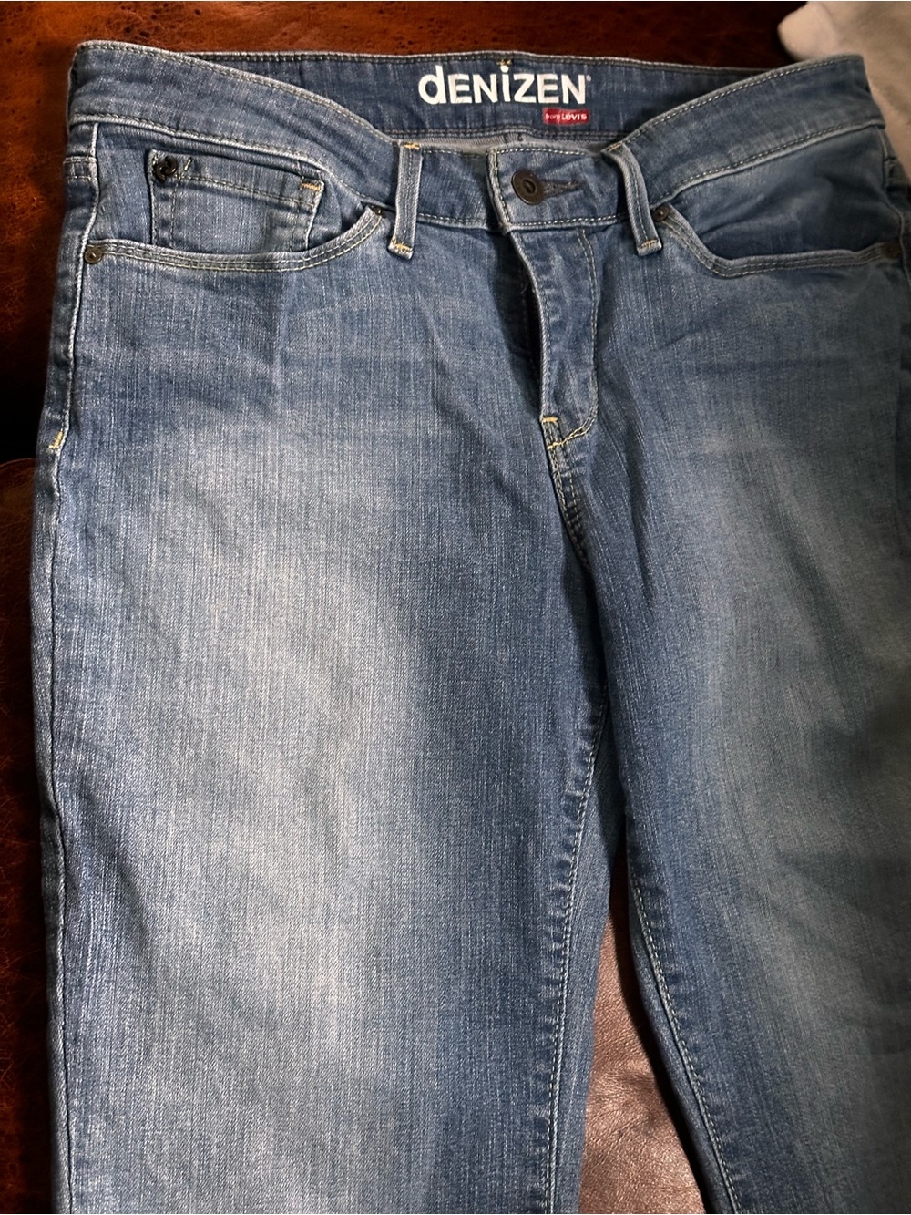 Denizen from Levi's Women's Light Blue Cropped Jeans - Ankle Length